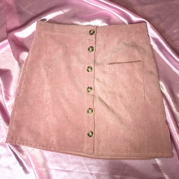 ❌SOLD❌DUSTY PINK BUTTON UP CORDUROY SKIRT - Picture 2 of 3